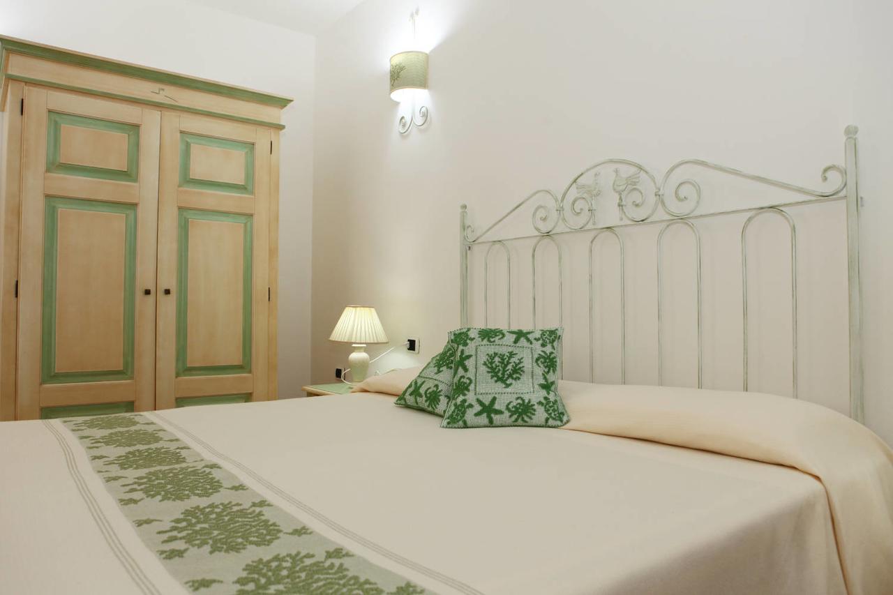 Guest House Villabianca La Maddalena  Kültér fotó