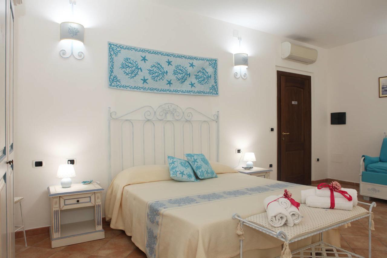 Guest House Villabianca La Maddalena  Kültér fotó