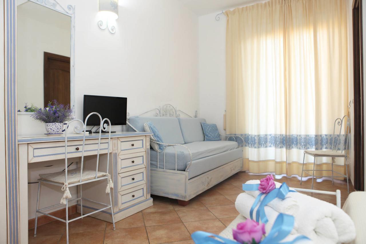 Guest House Villabianca La Maddalena  Kültér fotó