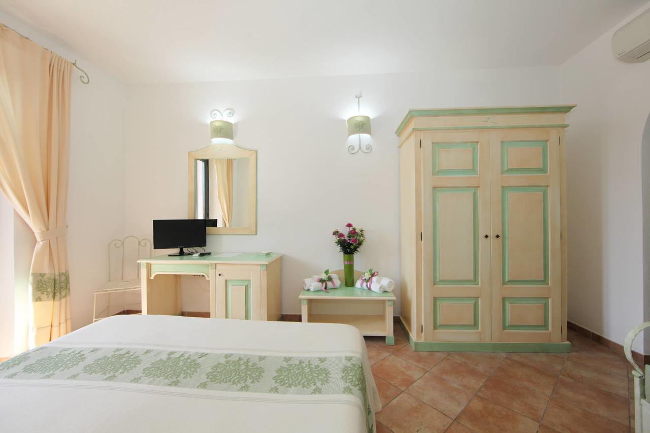 Guest House Villabianca La Maddalena  Kültér fotó